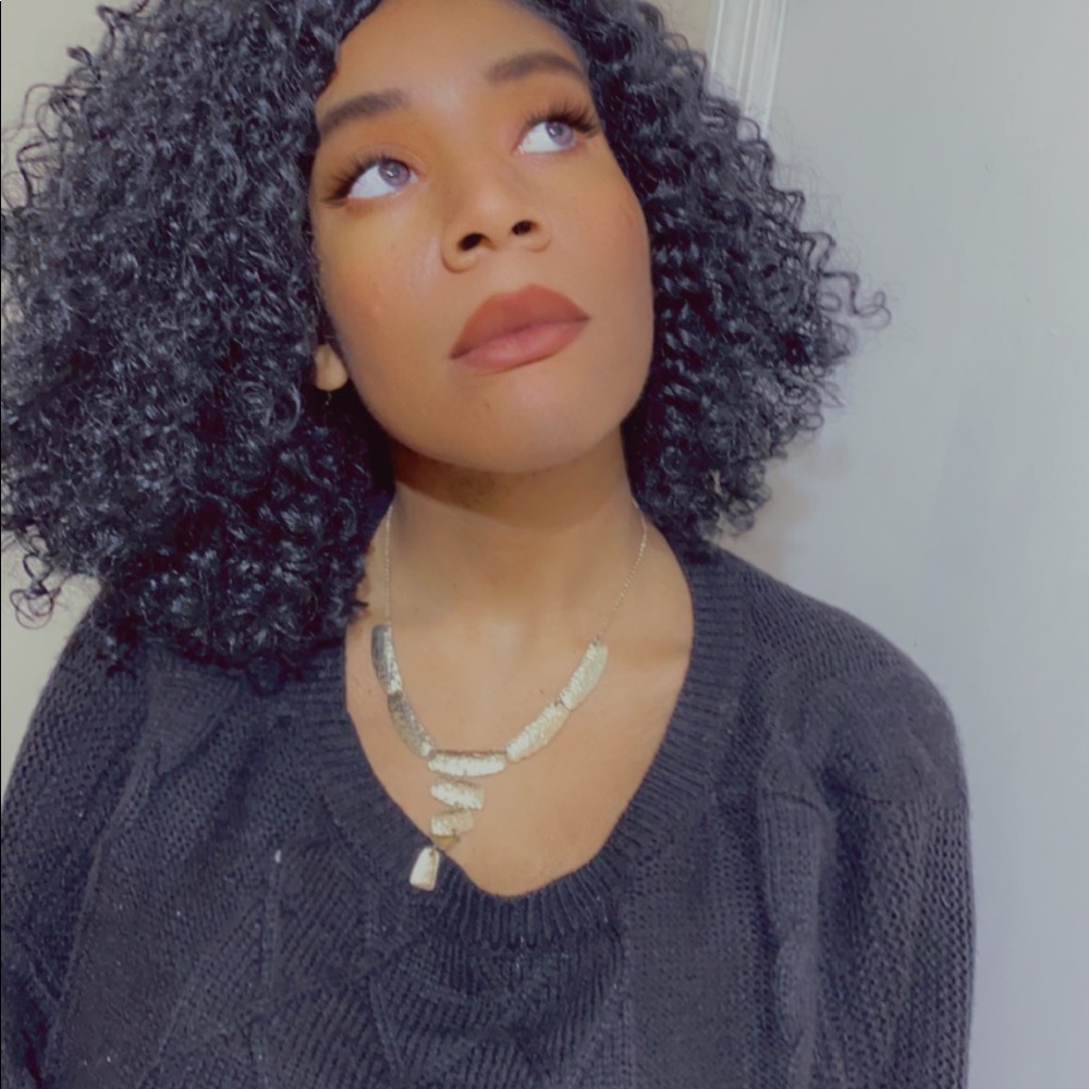 Gold tone necklace